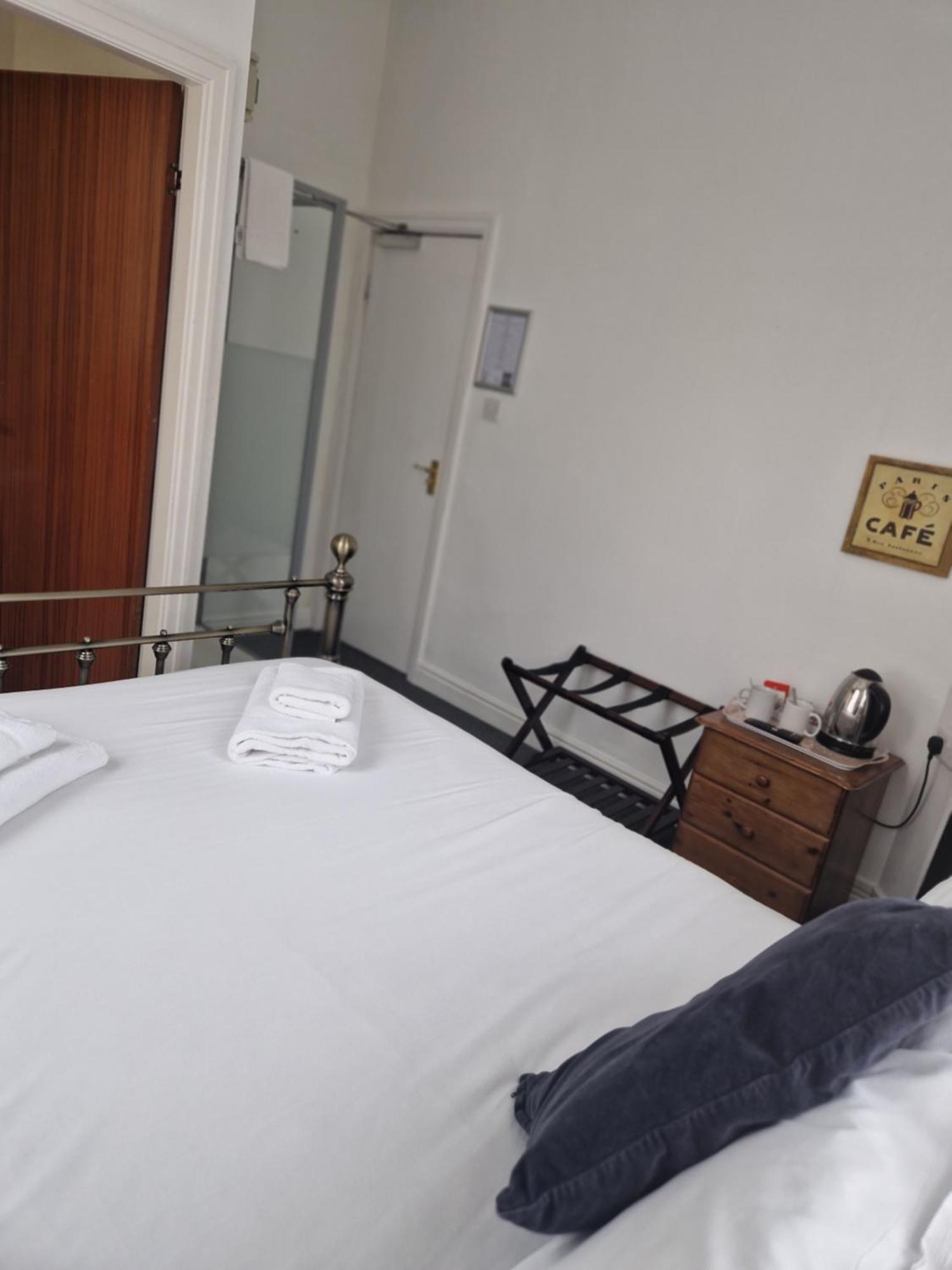 The Mariners House Hotel สการ์โบโรห์ ภายนอก รูปภาพ