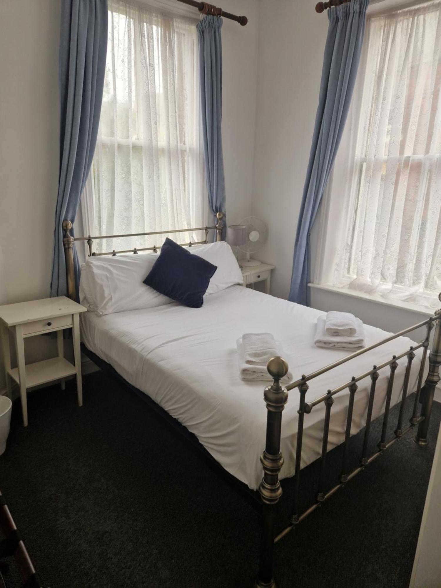 The Mariners House Hotel สการ์โบโรห์ ภายนอก รูปภาพ