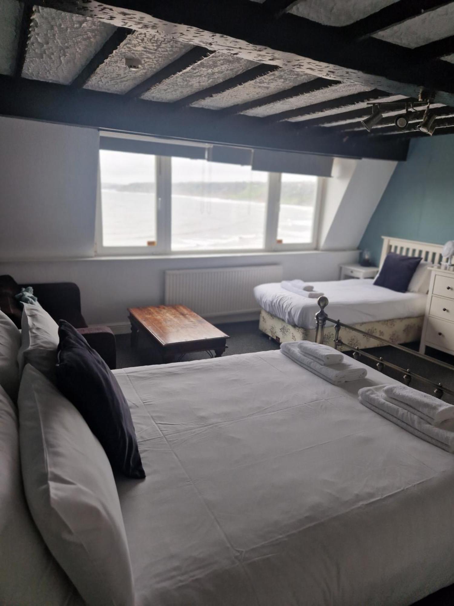 The Mariners House Hotel สการ์โบโรห์ ภายนอก รูปภาพ