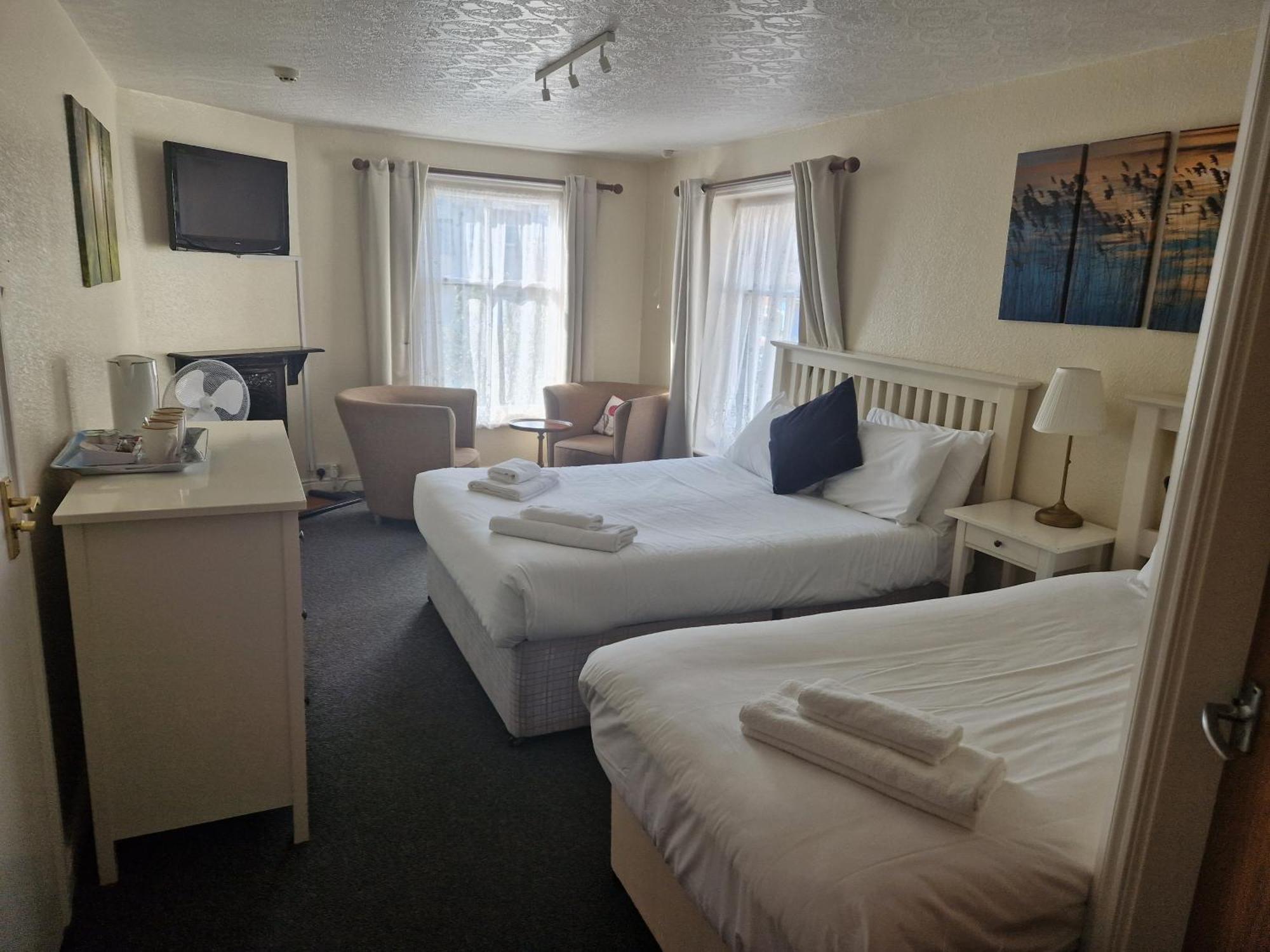 The Mariners House Hotel สการ์โบโรห์ ภายนอก รูปภาพ