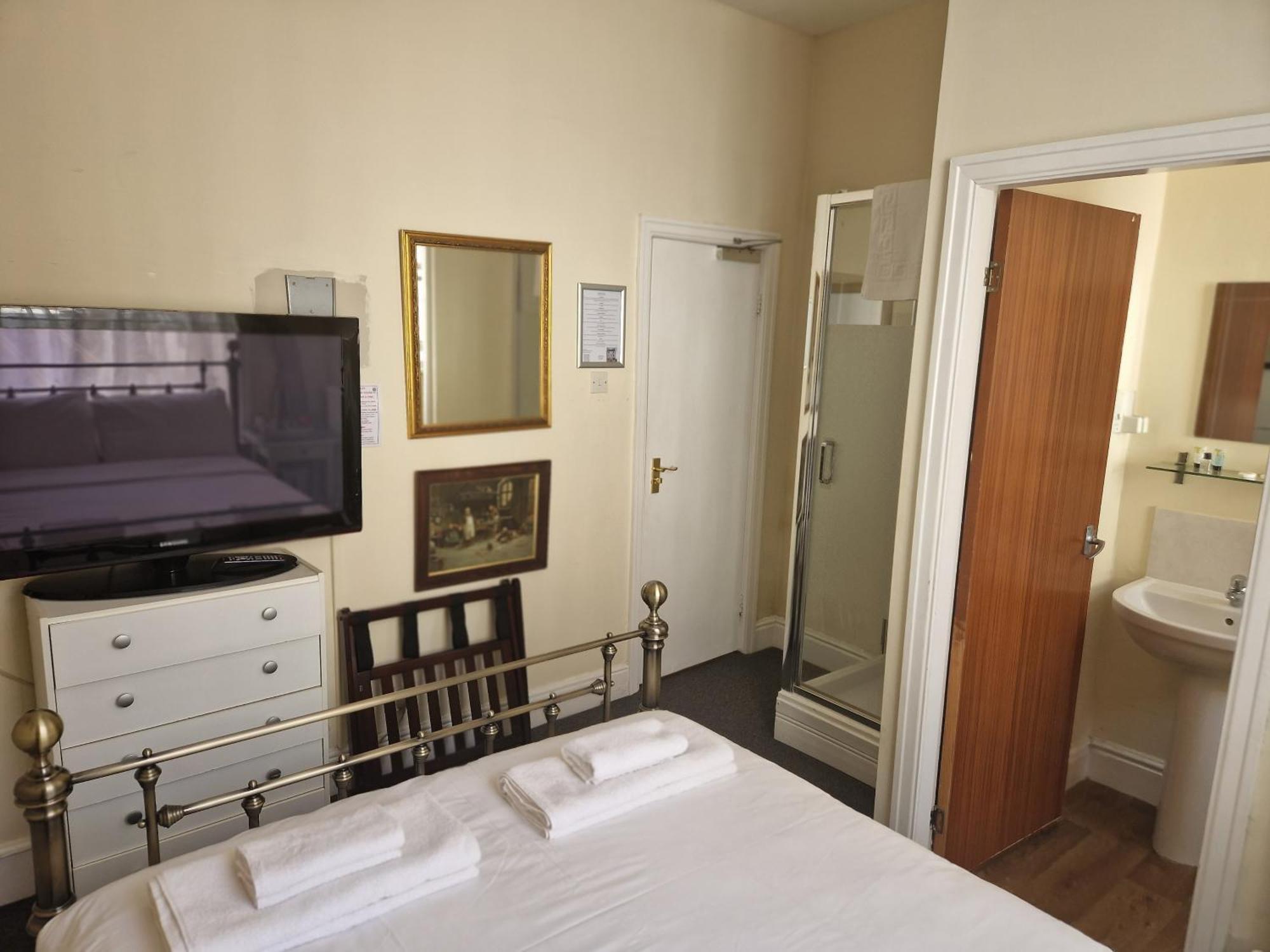 The Mariners House Hotel สการ์โบโรห์ ภายนอก รูปภาพ